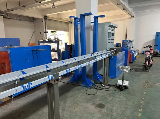 Đường dây sản xuất máy sản xuất cáp máy ép PVC 90kg/h